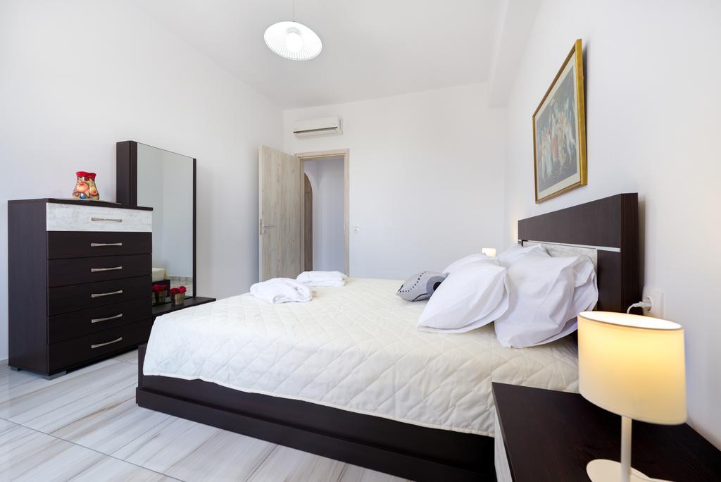 Sun View Villas Pyrgos Kallistis Exterior photo